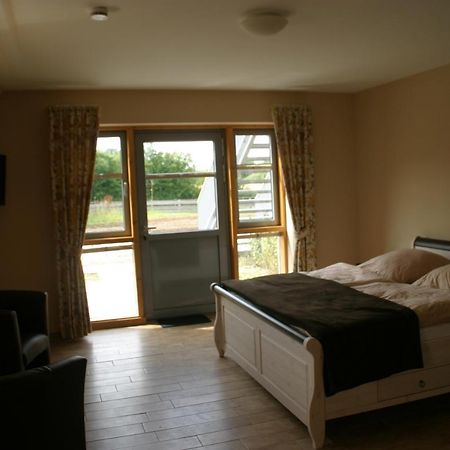 Hof Viehbrook Guest House Hollenbek Екстериор снимка