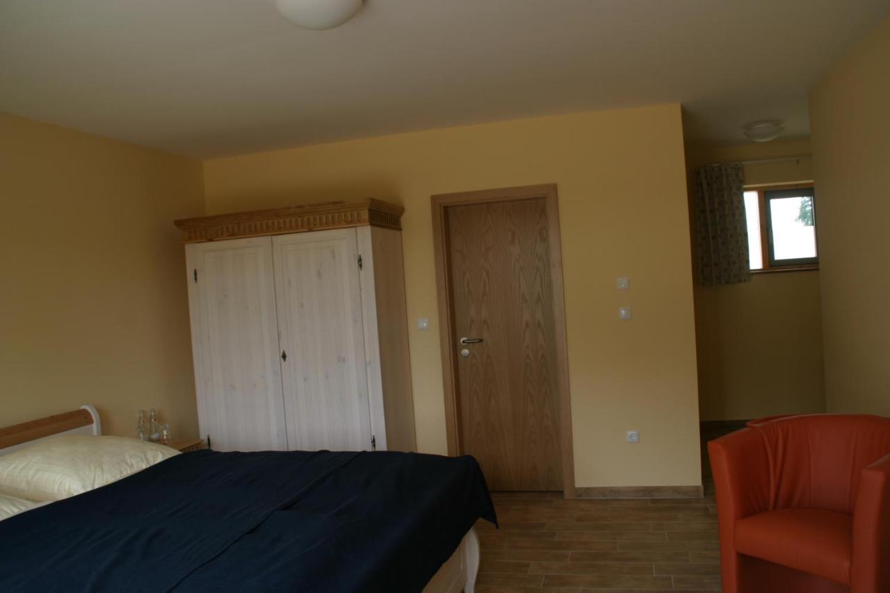 Hof Viehbrook Guest House Hollenbek Екстериор снимка