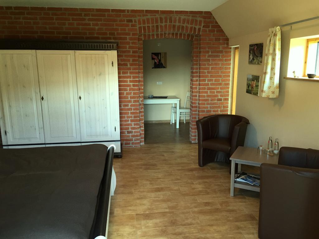 Hof Viehbrook Guest House Hollenbek Екстериор снимка